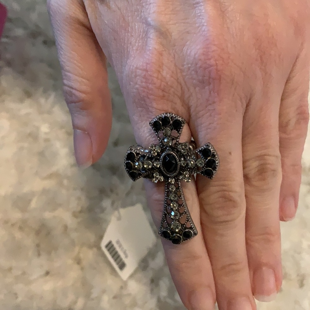 Adjustable Cross Ring - Picture 2 of 3